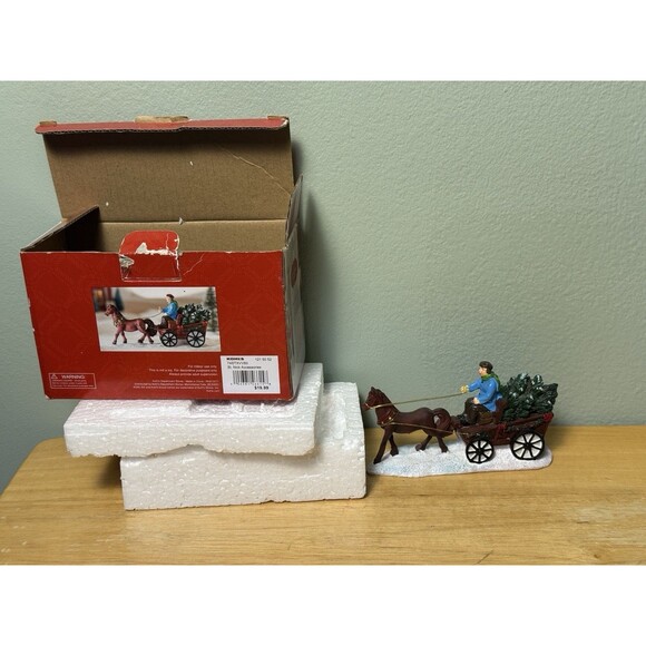St Nicholas Square Village Collection "Horse With Wagon” - Picture 2 of 4